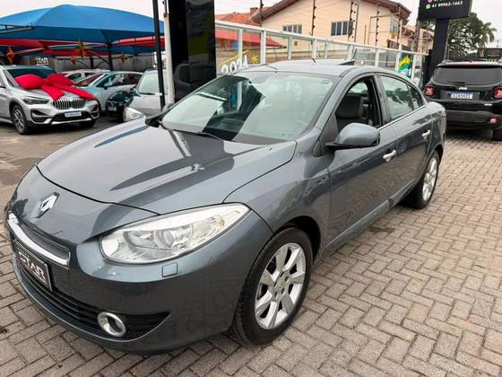 RENAULT FLUENCE 2.0 PRIVILÉGE 16V FLEX 4P AUTOMÁTICO RENAULT FLUENCE 2.0 PRIVILÉGE 16V FLEX 4P AUTOMÁTICO